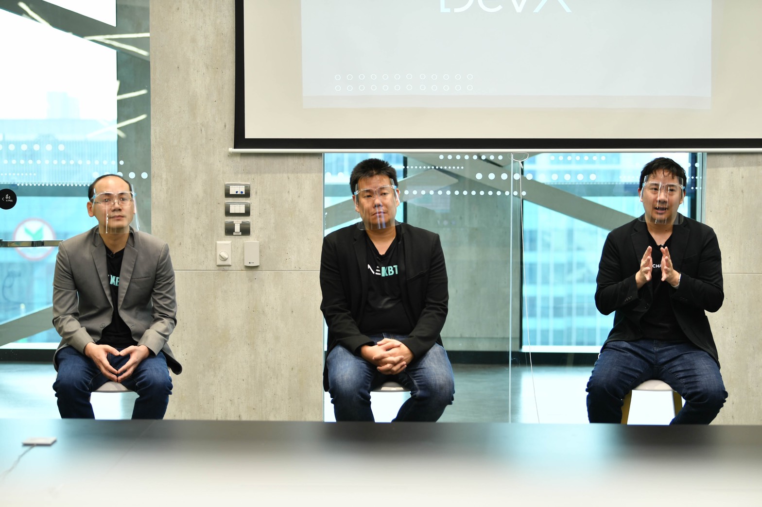 KBTG continues to recruit more people to strengthen the DevX team to ...